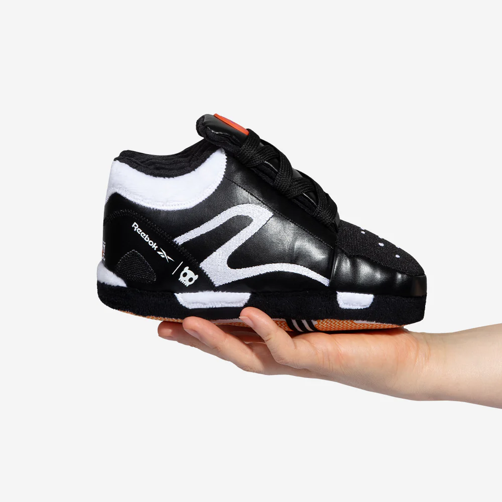 Reebok Pump Omni Il Sneaker Plush Toy - Image 5