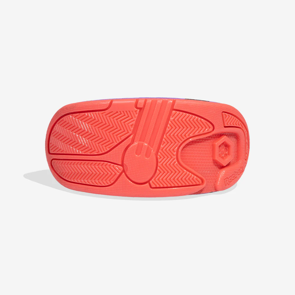 Reebok Tug Toy - Image 5